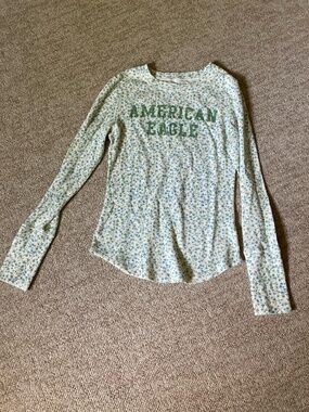 American Eagle Waffle Knit Floral Long Sleeve Shirt